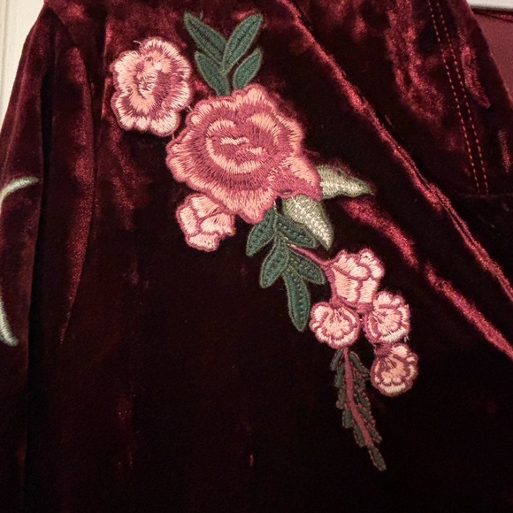 Embroidered Maroon/Burgandy Velvet Jacket - Picture 5 of 12